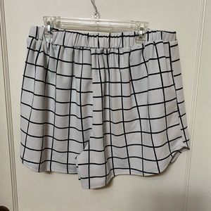 SHEIN 4X white black stripe tie shorts